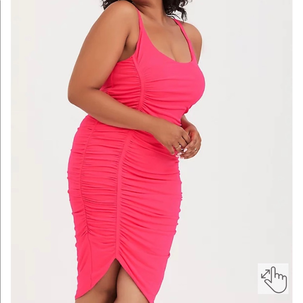 Hot pink Torrid body con dress **Sexy**